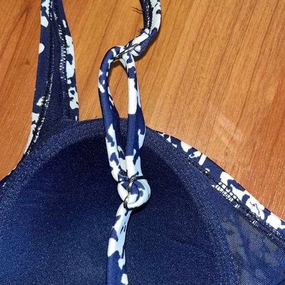 Croft and Barrow women’s one piece floral navy and white swimsuit Size 12 - Picture 6 of 8